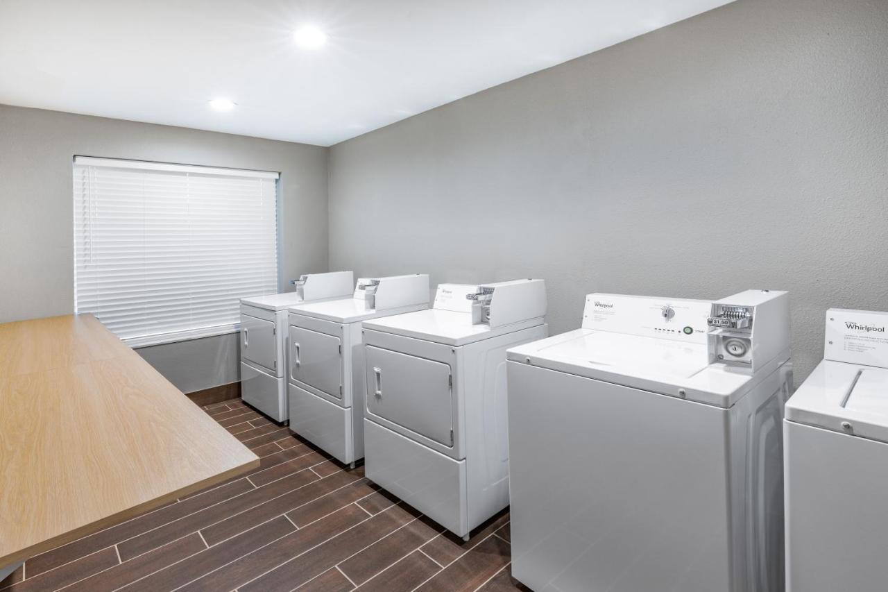 Hawthorn Extended Stay By Wyndham Oklahoma City Airport מראה חיצוני תמונה